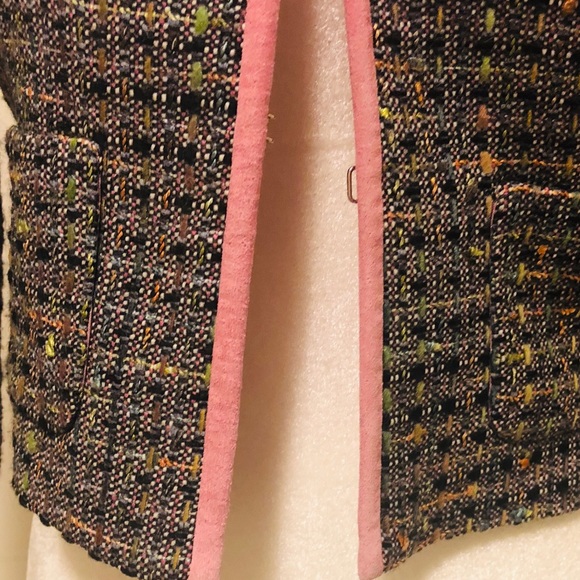 Like new BeBe Tweed Jacket / Blazer . Adorable! - Picture 8 of 8